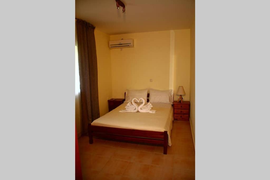Villa Kaktos 1 Kíssamos Esterno foto